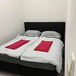 Lovely 3Br Aptbshared Next To Meidling Station